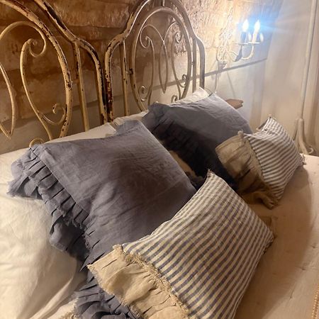 Palazzoliva - Luxury Boho Chic Guest House In The Historic Heart Of Martina Franca Bagian luar foto