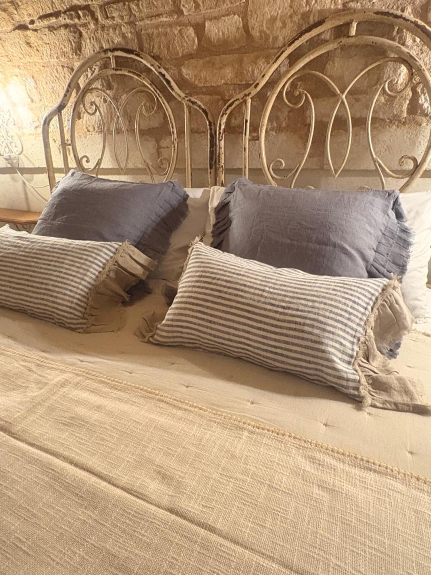 Palazzoliva - Luxury Boho Chic Guest House In The Historic Heart Of Martina Franca Bagian luar foto