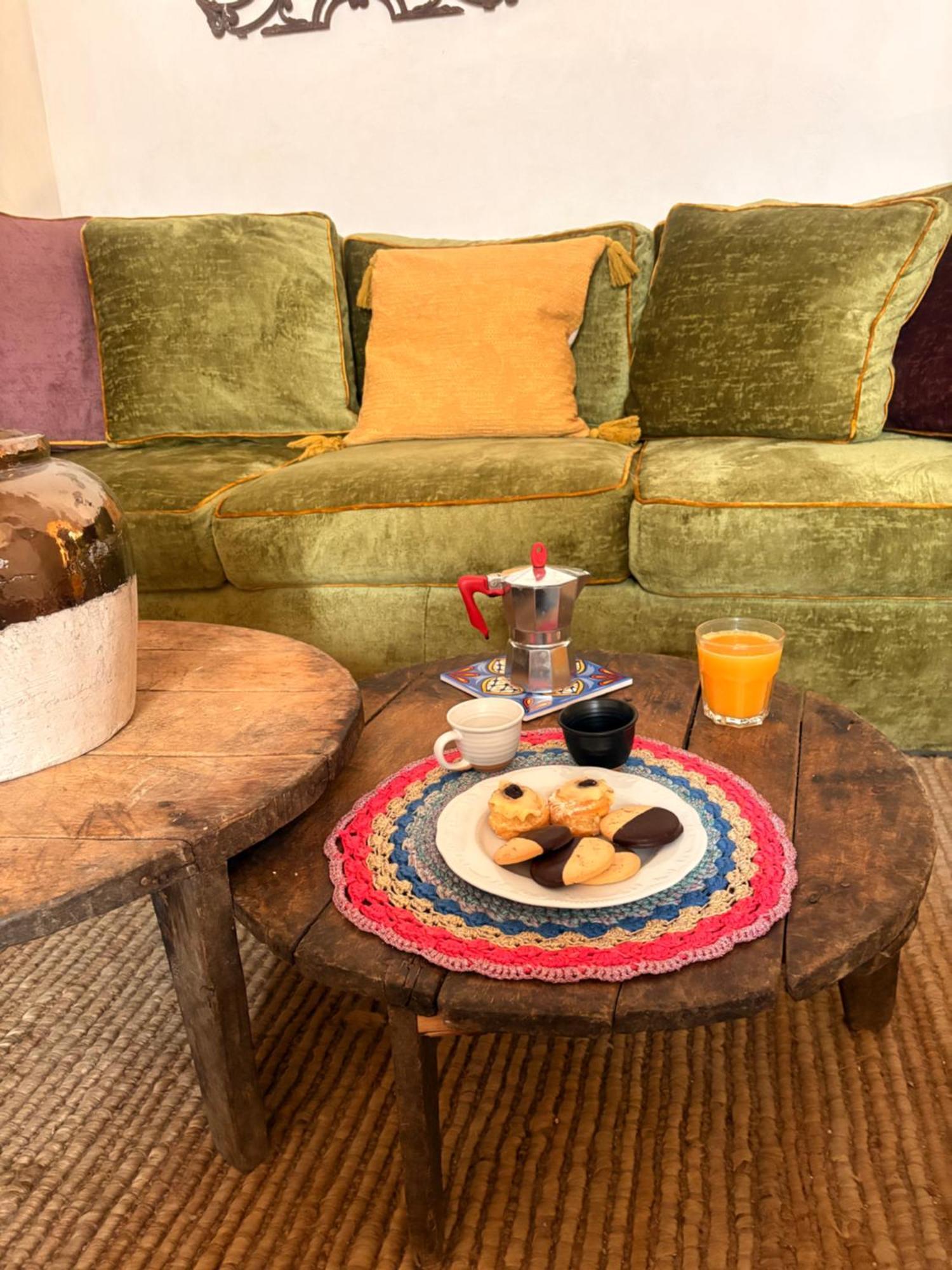 Palazzoliva - Luxury Boho Chic Guest House In The Historic Heart Of Martina Franca Bagian luar foto